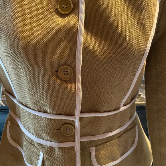 Jacket - Picture 3 of 5